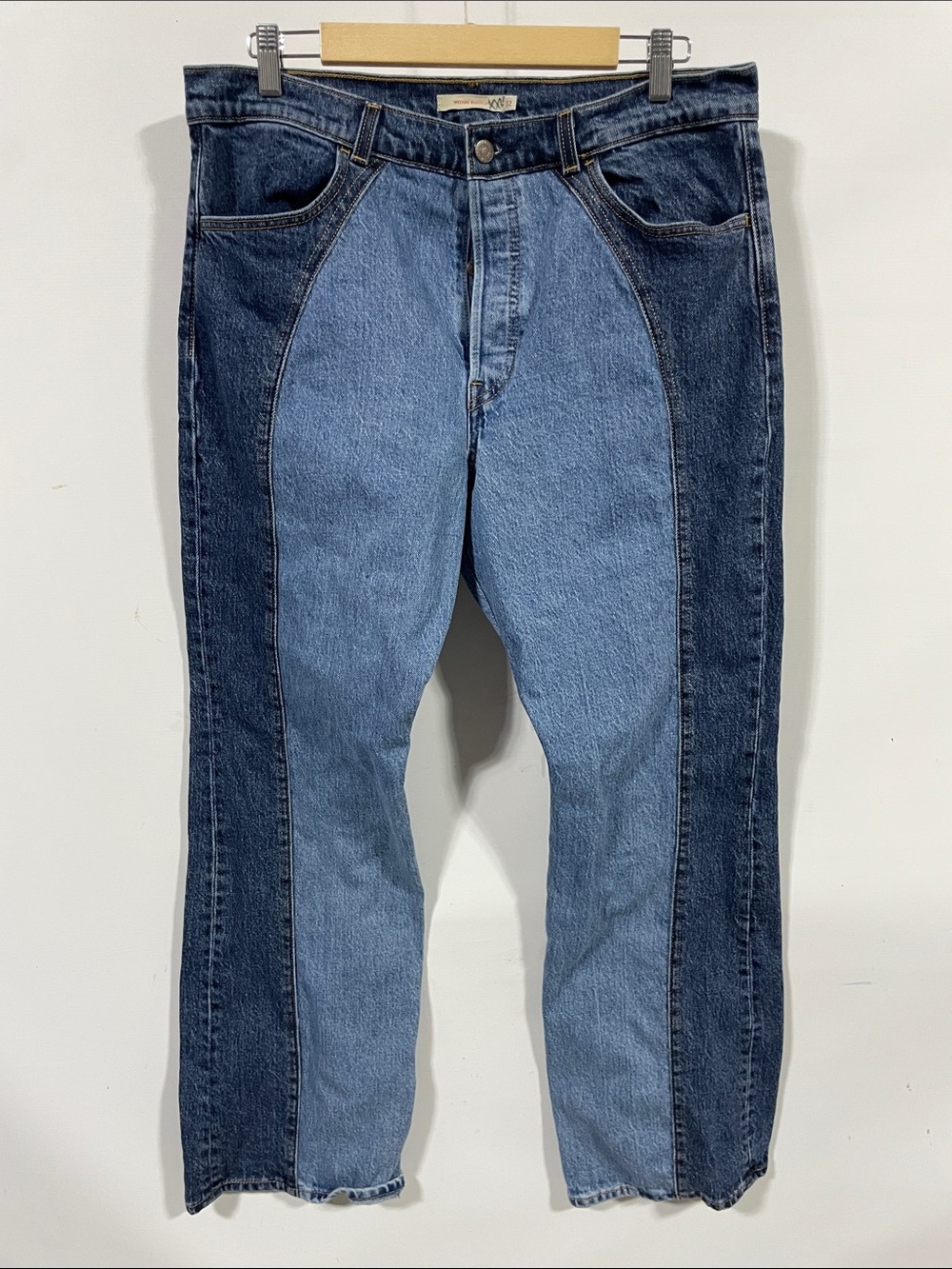 Levi's Two-Tone Blue Relaxed Men's Jeans